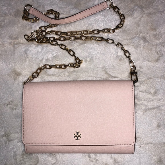 Tory Burch Handbags - Tory Burch Robinson Wallet On Chain